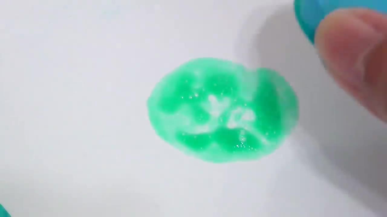 Snow Queen Bathtub Fingerpaint Soap Fun with Princess and Olaf