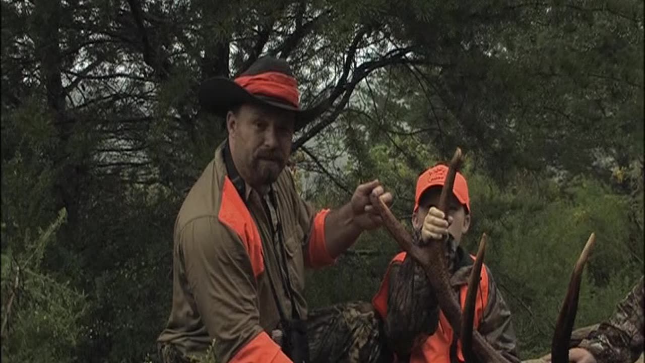 Hunting University - S10E06 - Walnut Falls Whitetail, Kentucky Youth Elk, And Canada Waterfowl Hunt