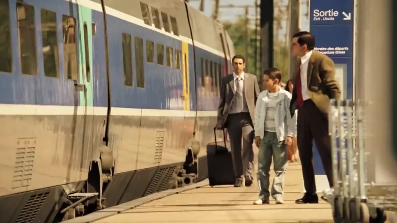 Wrong number Mr. Bean! / Mr. Bean's Holliday movie clip