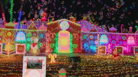 The Pratt Family Serves Up a Win with Their Gingerbread Display - The Great Christmas Light Fight