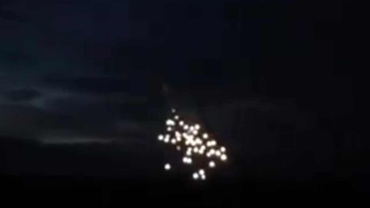 Incredible Video of a Ukrainian SAM engaging a Russian Missile Overnight