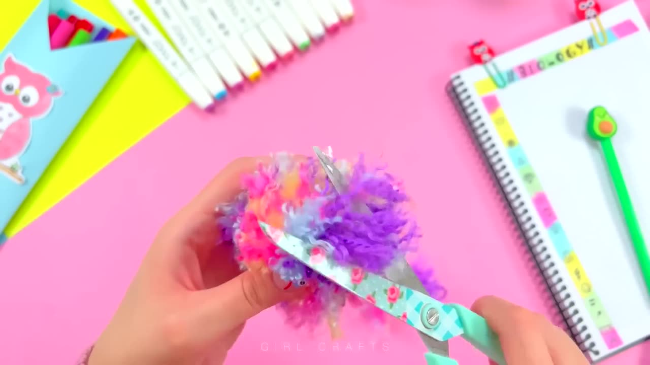 25 DIY AMAZING PEN DECOR IDEAS - DIY SCHOOL HACK IDEAS PENCIL DECORATIONS