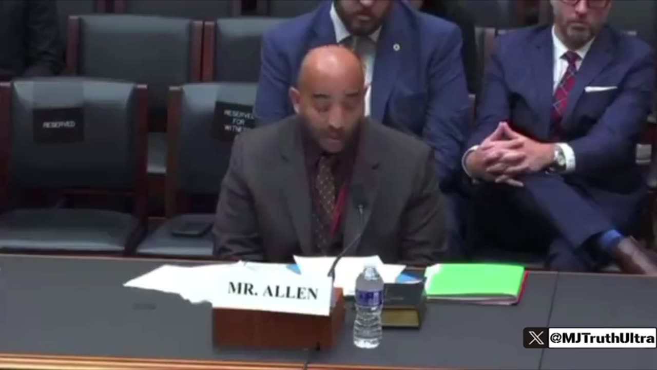 FBI Whistleblower Urges Americans to Vote, Arm Themselves, Stock Up, and Pray