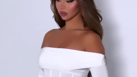 BTS OF A PRETTYLITTLETHING SHOOT