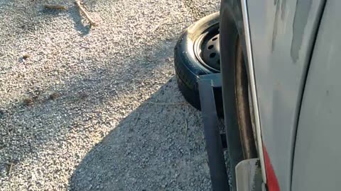 How we bead break tires