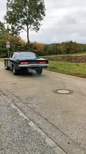 NO WAY 🤯😱#viral #car# vairal car