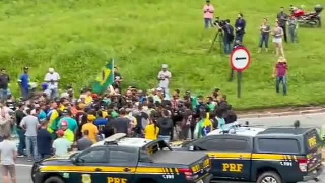 Brazil is going off -- Truckers and farmers block roads