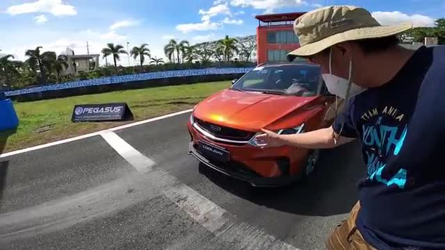 1998 Honda Civic SiR vs 2020 Geely Coolray S Drag Race