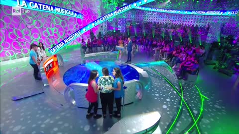 RAIUNO - Reazione A Catena-La Catena Musicale (22/06/2017)