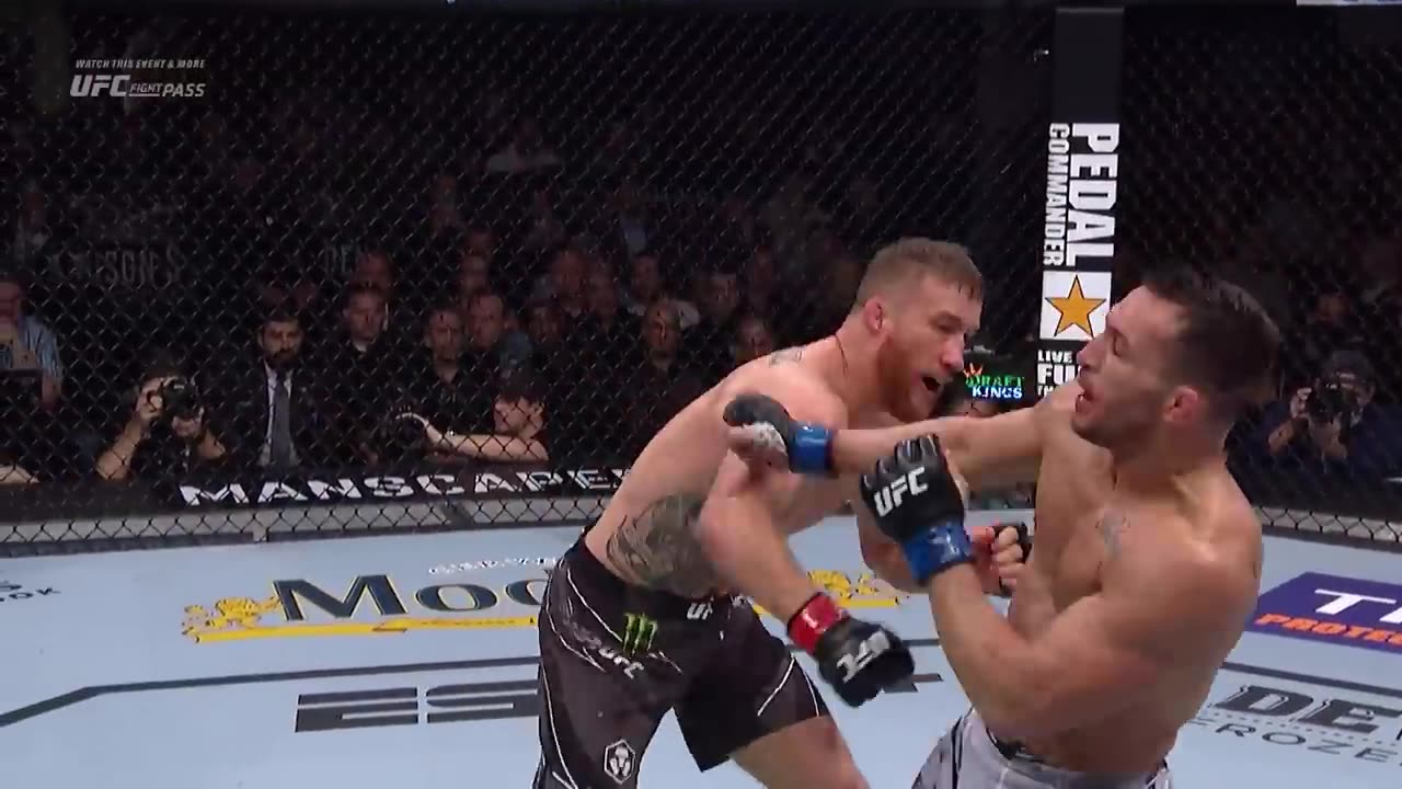 Justin Gaethje vs Michael Chandler