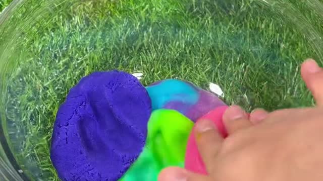 Make a slime smoothie out of my new slimes!!