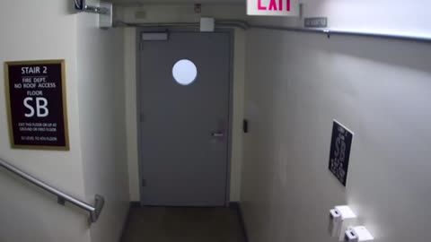 6160RHOBSBRSBST2StairwaySide_2021-01-06_13h40min00s600ms.mp4