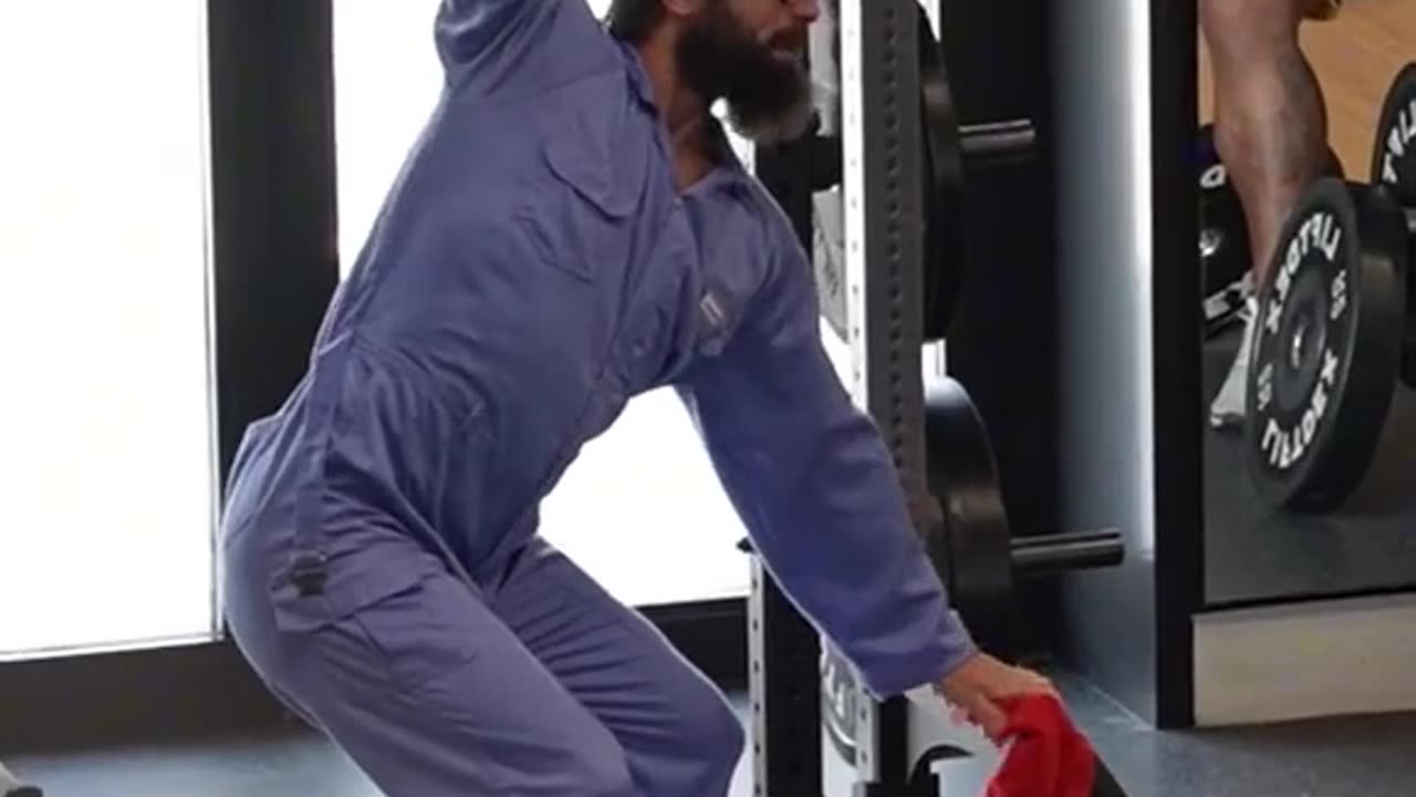 Gym guy asks cleaner how he did it