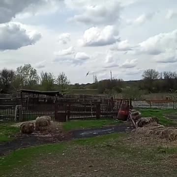 Ukraine War - Russian jet over Donbass