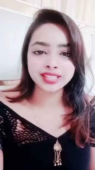 Sweet HOT girls shars open short live pat 1