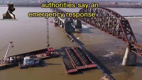 “The barge is carrying 1400 tons of methanol” … 14 barges on the loose in the Ohio river