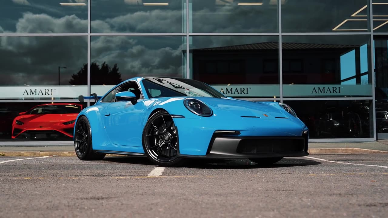 Porsche 911 992 GT3 in Shark Blue