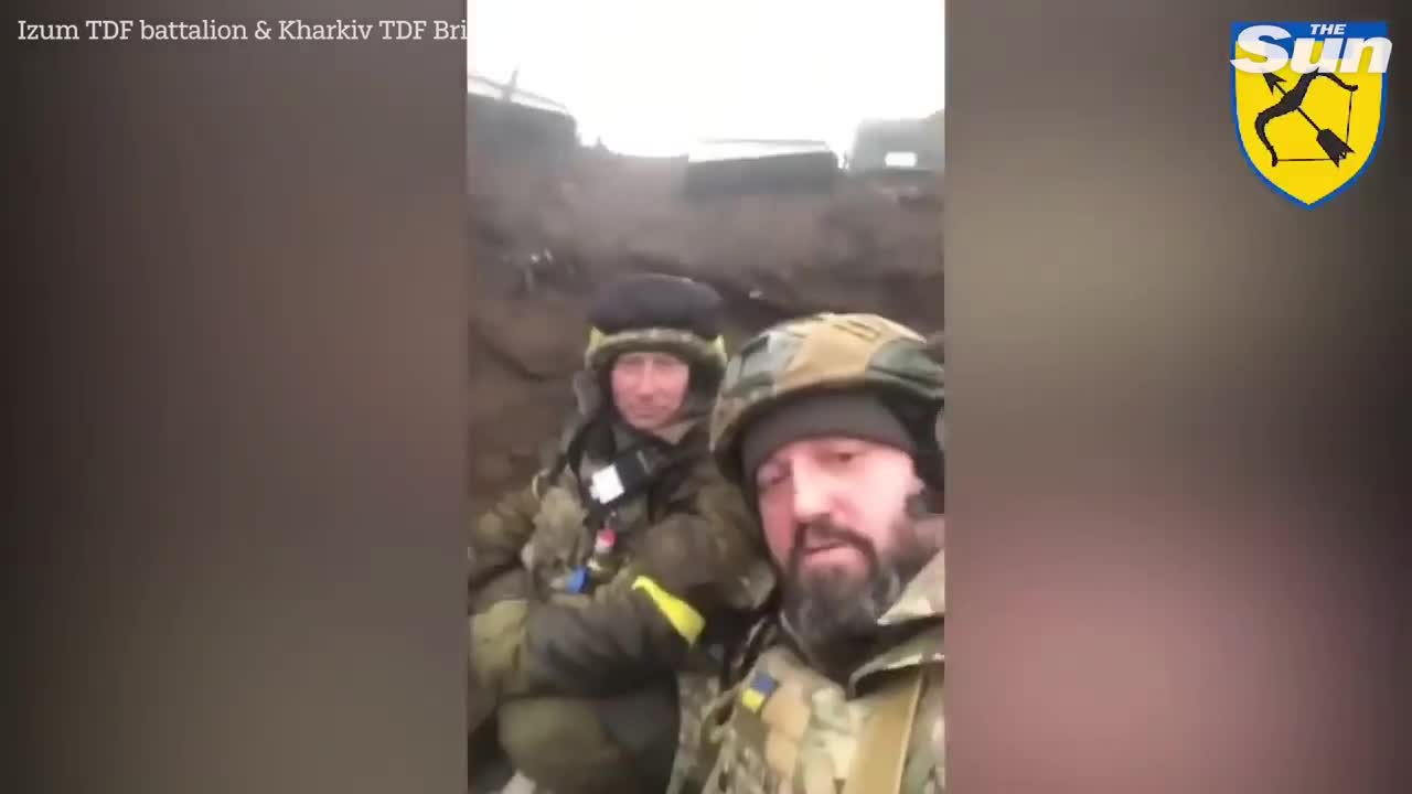 Ukrainian soldiers of the Izum TDF Brigade open fire on Russian troops