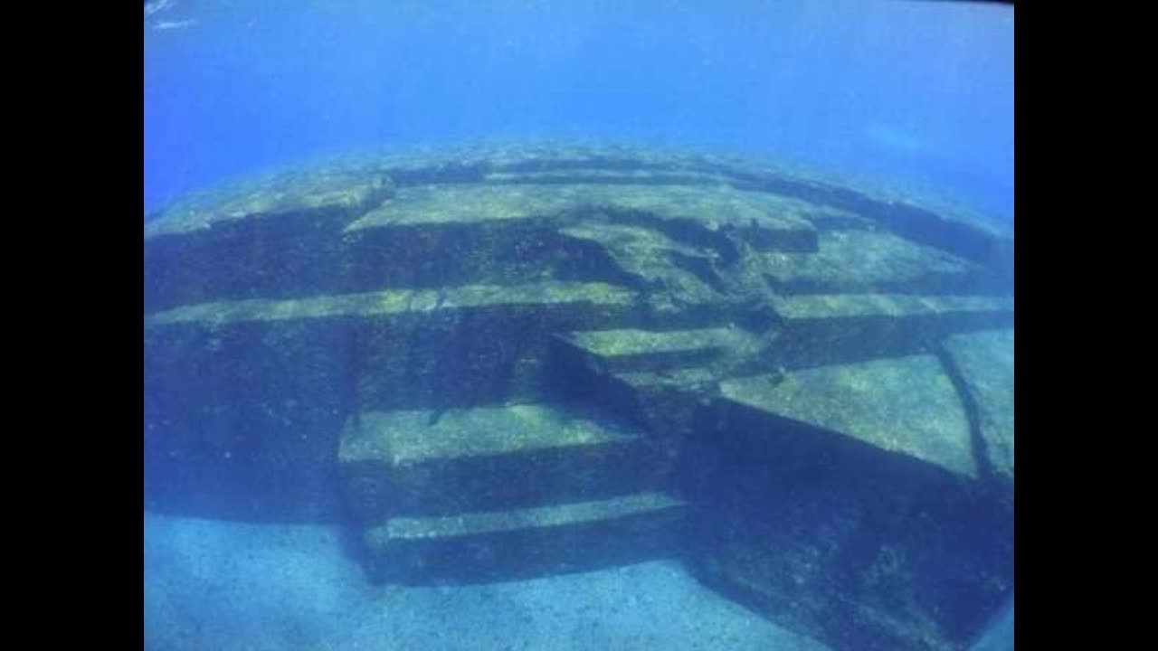 Melted underwater building in Yonaguni Island, Japan