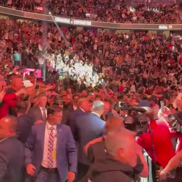 Crowd Goes Wild at UFC 296 as Trump Enters With Mario Lopez Behind Him