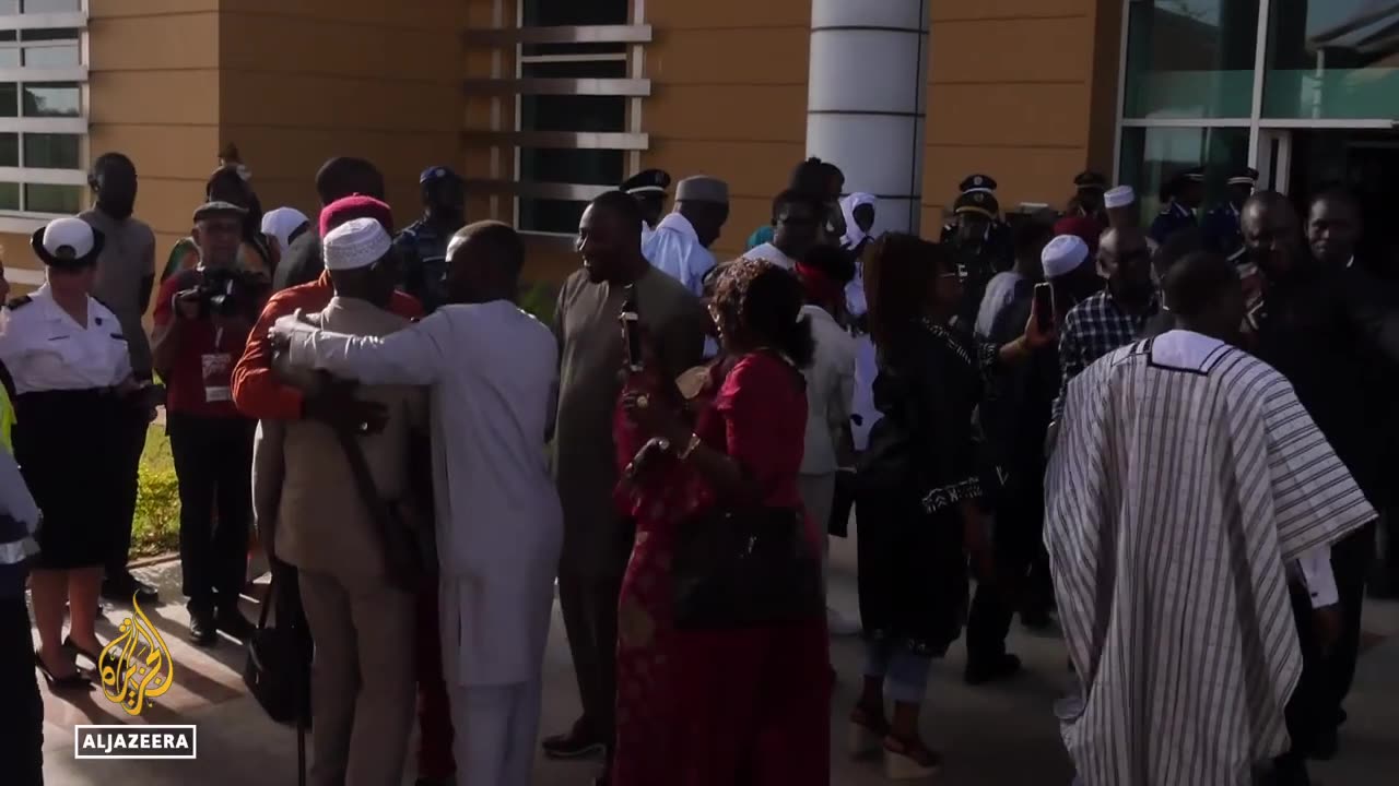 Senegalese war veterans return home after decades in France