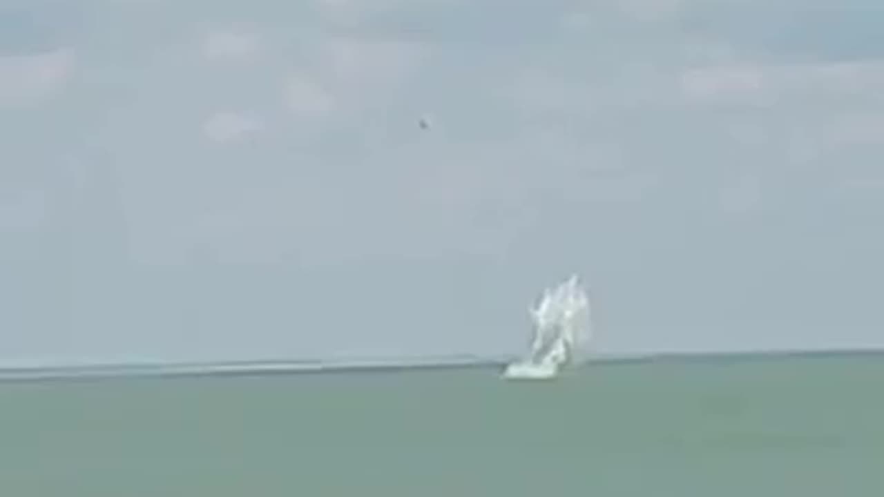 Russian SU25 Crashes into the Black Sea