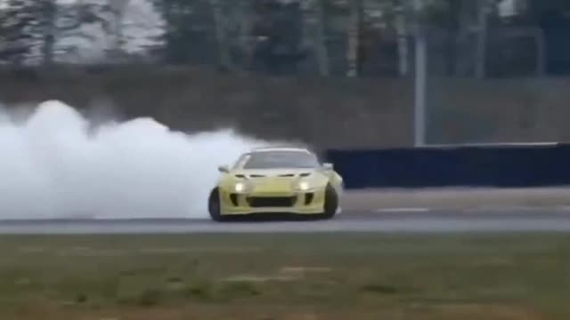 1835# EXTREME Toyota SUPRA Drifting at CircuitFYtXDOQ