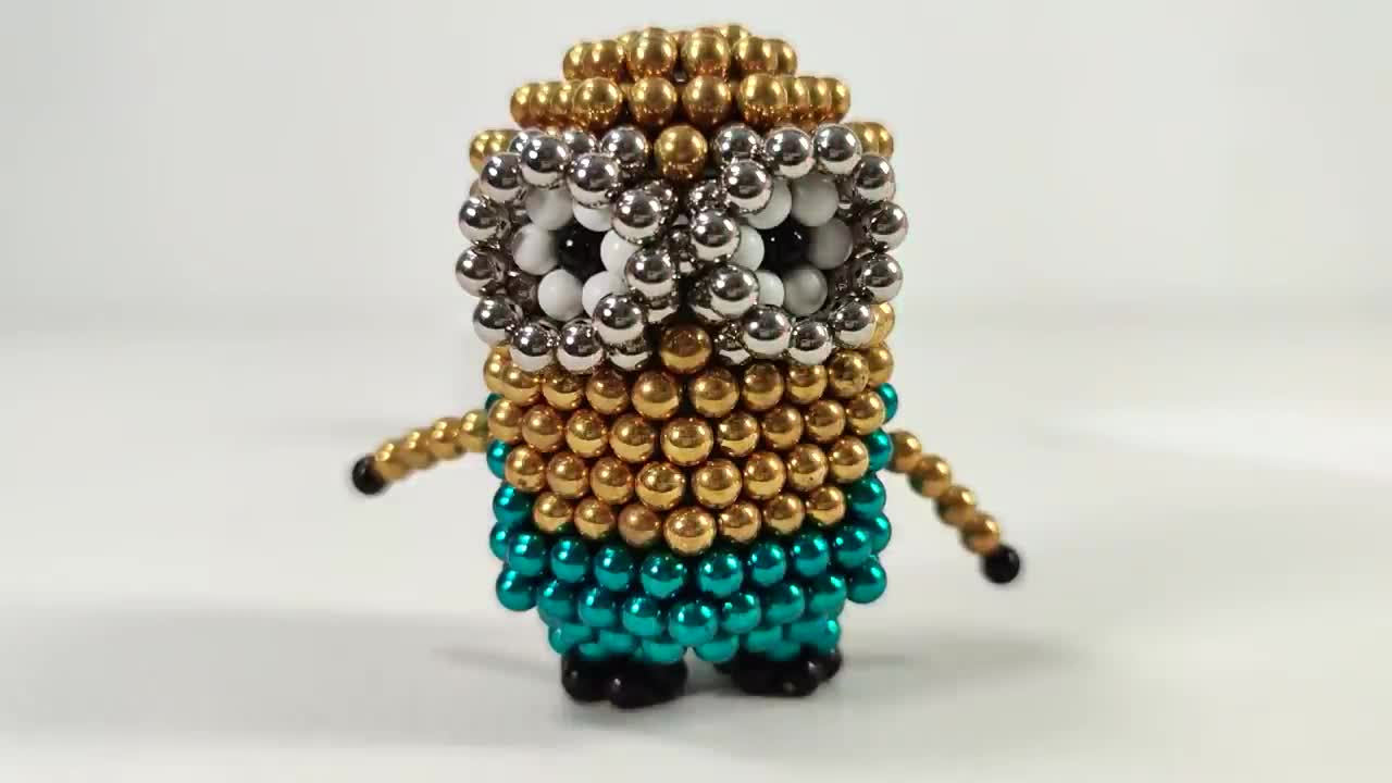 Pixio Minion VS Magnetic Balls Minion _ Magnetic Games