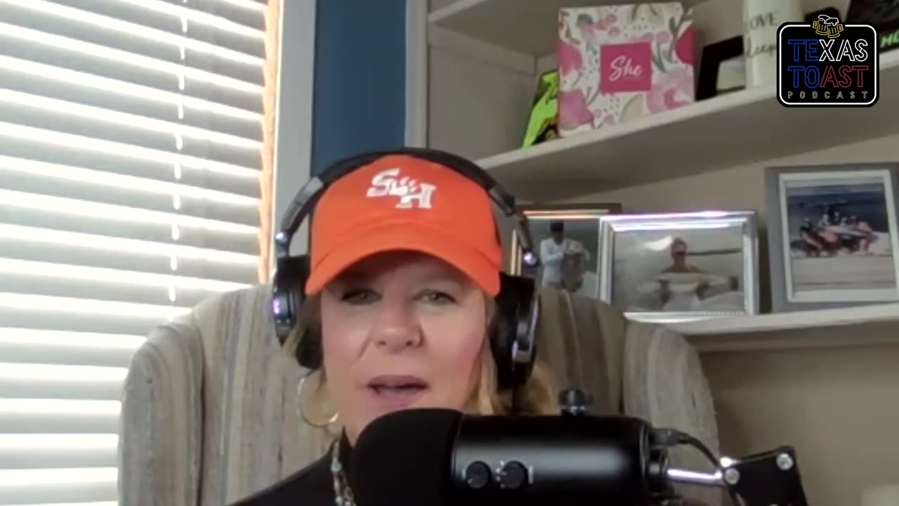 PARKER MCCOLLUM on Staying Uncomfortable, Rodeo Houston & Babysitters