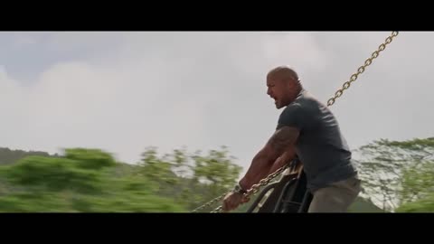 The Rock Going Head-To-Head with a HELICOPTER! | Hobbs & Shaw (2019) | Screen Bites