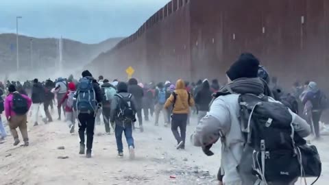 Pajeet Army criminals invade USA via wide open Mexican border