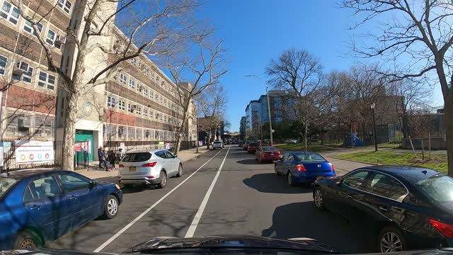 Driving Around Thru 04-12-2022 NYC Brooklyn Green Point 4K (05)