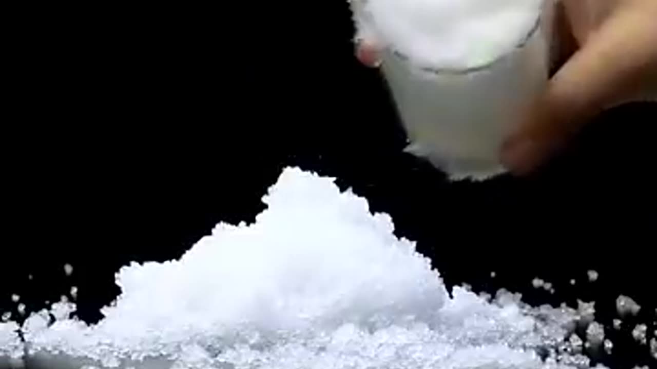 I tried to make home snow 🌨️, ❄️❄️ #short #science #expreiment