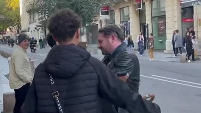 Défi ou cadeau 😈😈🤣🤣