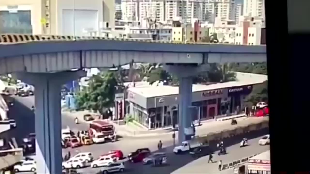 Is the bridge designer or the driver to blame here?