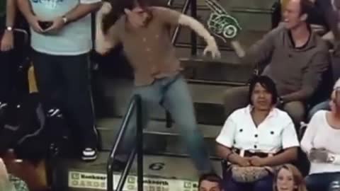 Funny guy dancing in stadium!!!