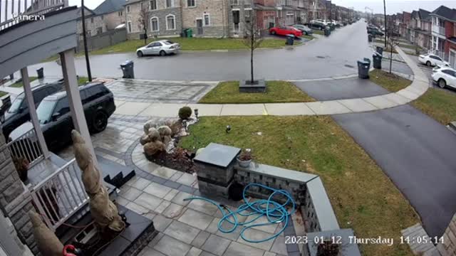 If you live in Brampton and drive a nice SUV, it gotta be in the garage at all times, sad reality!