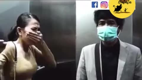 Funny Man Fart in Pubic Elevator When Women was Inside.