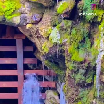 MELTING CAVE ICICLES