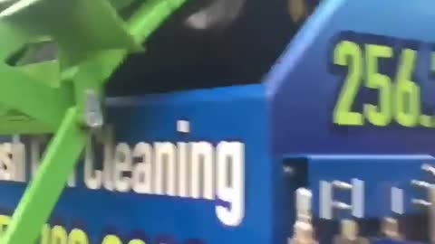 Trash bin cleaning