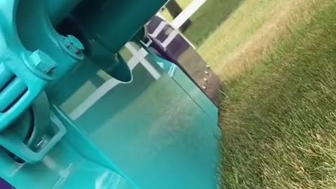 I told you I couldn't see the drive shaft and if you can see this video