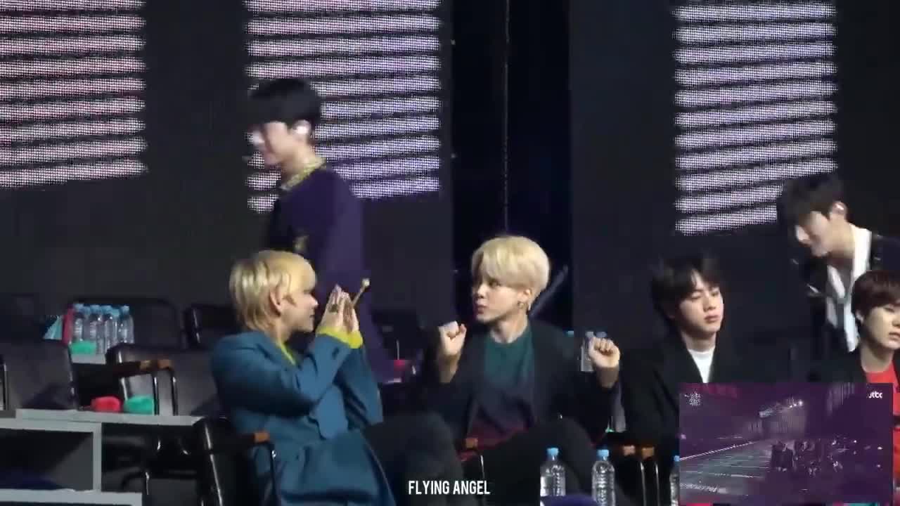 BTS Reaction to Stray Kids @GDA 2019