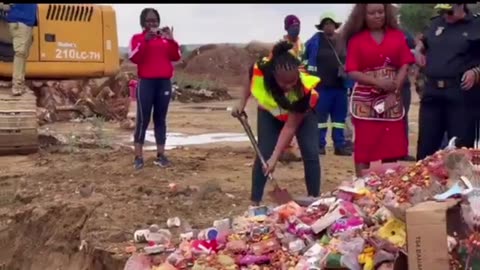 Mayor of Tshwane Orders Shutdown of All Foreign-Owned Spaza Shops