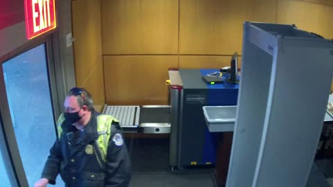 8617OHOB0101B12_2021-01-06_15h20min00s993ms.mp4