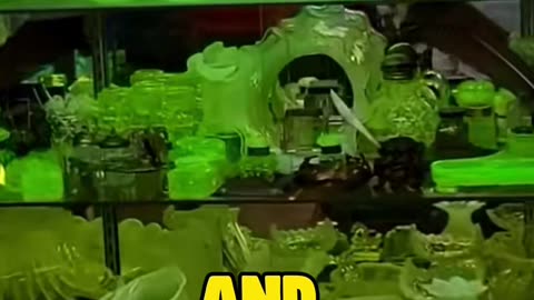 Urainium Glass / Vaseline Glass Vaseline
