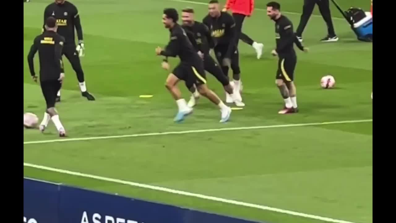 PSG's first team training at Khalifa International Stadium