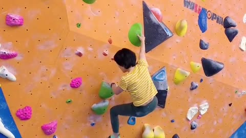 After three or four times of climbing, I still can't find the labor-saving beta