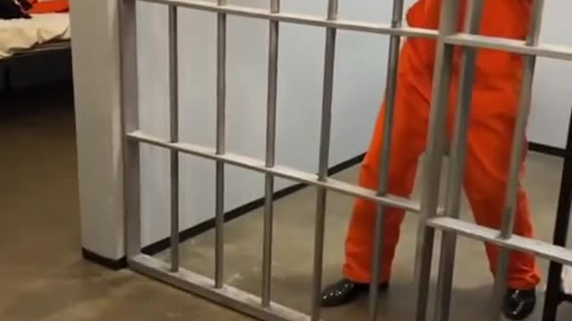 9_KINDA SCARY #prisonbreak #scary #jailbreak #prank