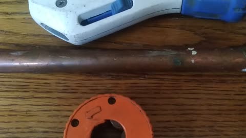 Cutting Copper Pipe(1/2") In Tight Spaces?