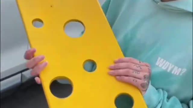 MOST EPIC CHEESE SKATEBOARD💣